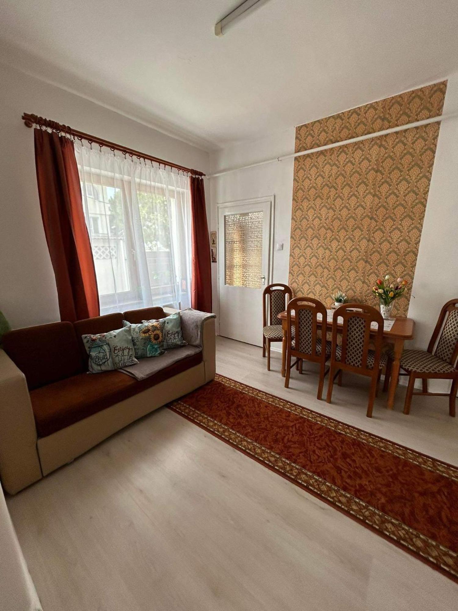 Tavaszpart Vendeghaz Apartamento Szeged Exterior foto