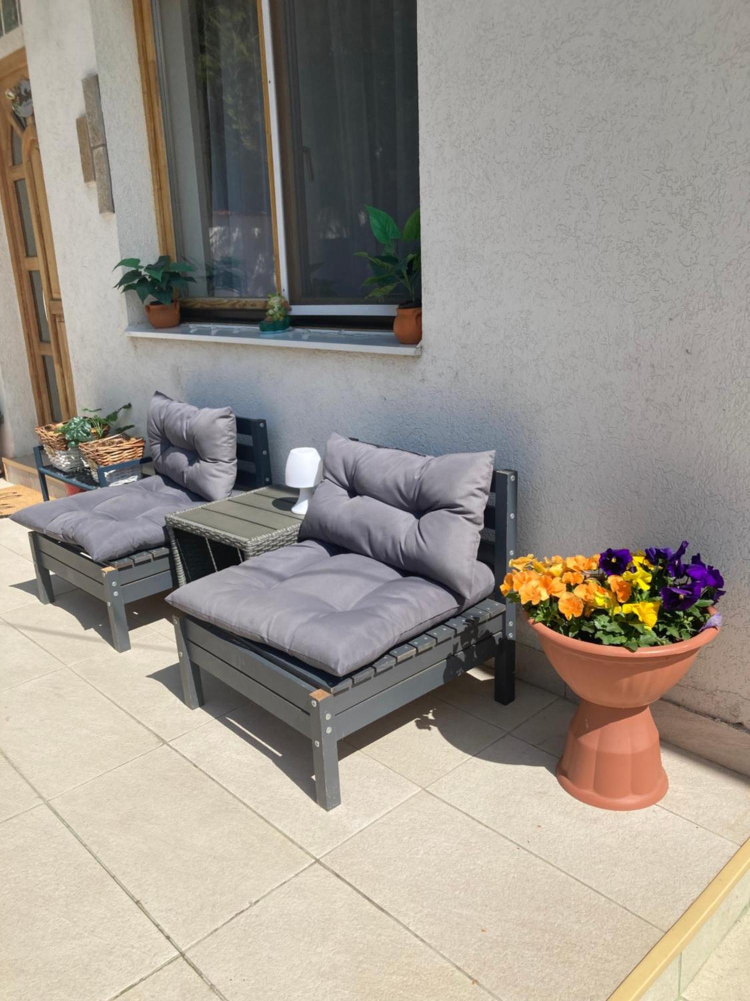 Tavaszpart Vendeghaz Apartamento Szeged Exterior foto