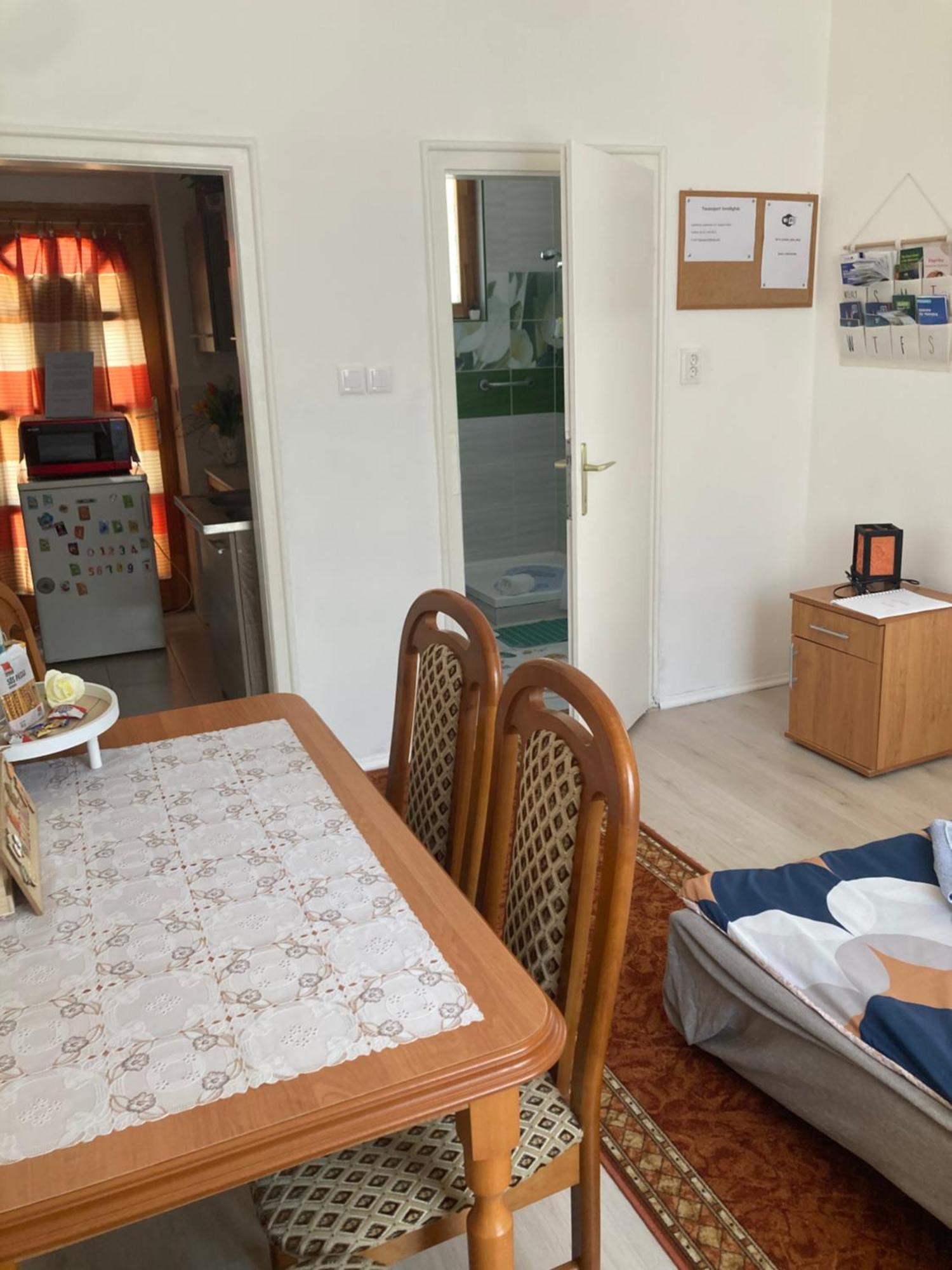 Tavaszpart Vendeghaz Apartamento Szeged Exterior foto