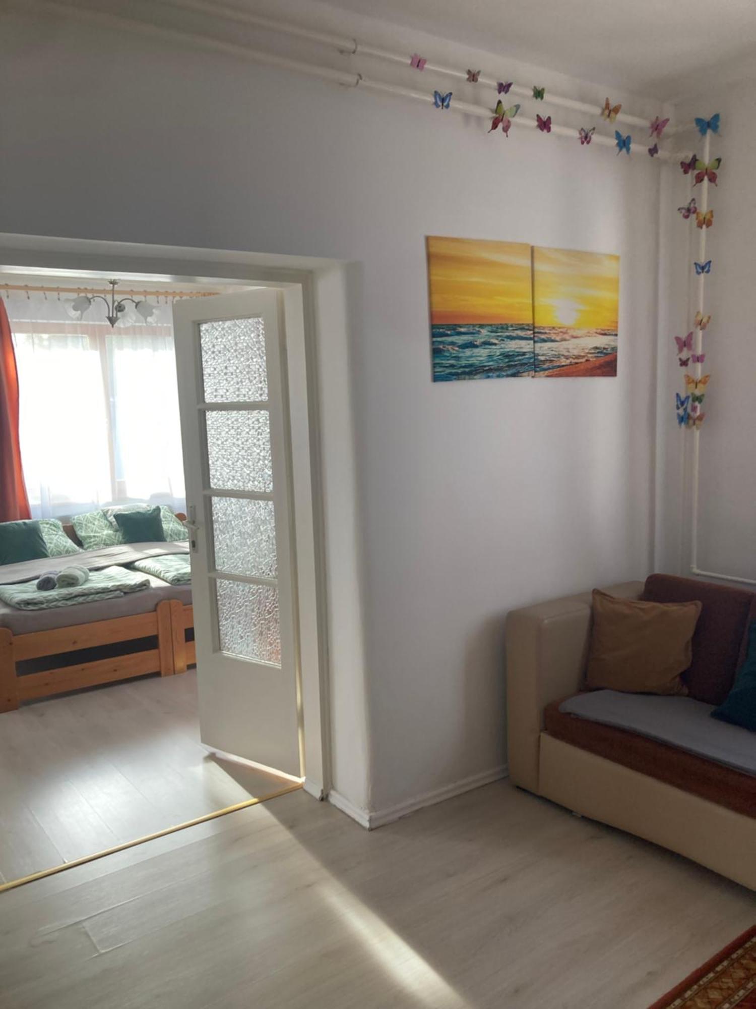 Tavaszpart Vendeghaz Apartamento Szeged Exterior foto