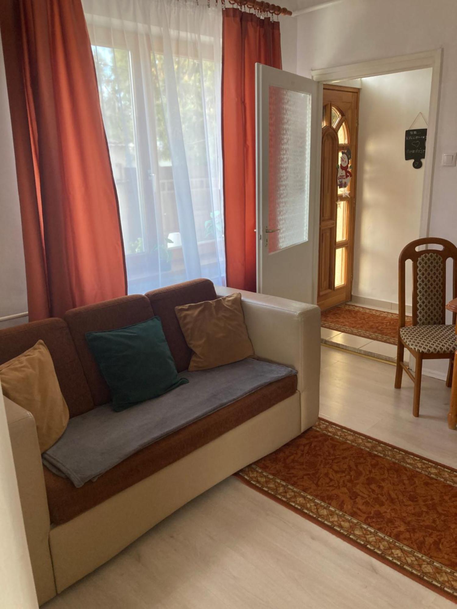 Tavaszpart Vendeghaz Apartamento Szeged Exterior foto